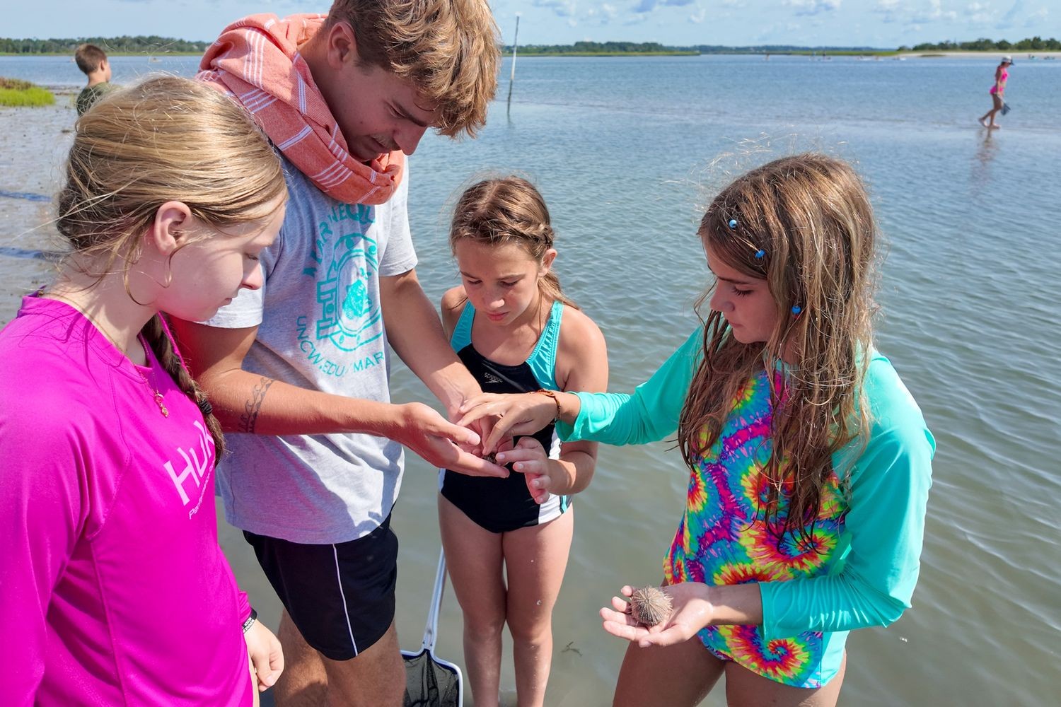 MarineQuest campers and instructor at the beach